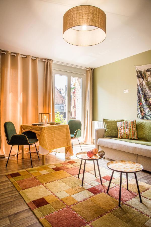 Studios très bien équipés, centre ville Dieppe Esterno foto